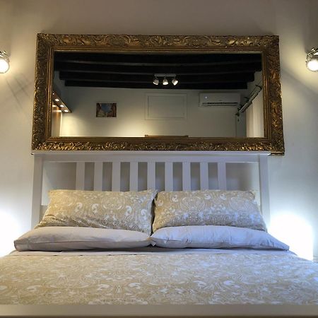 Brera Vip Spotlight - Brera - Duomo - Castello Sforzesco - Lanza Metro M2 Apartment Milan Bagian luar foto