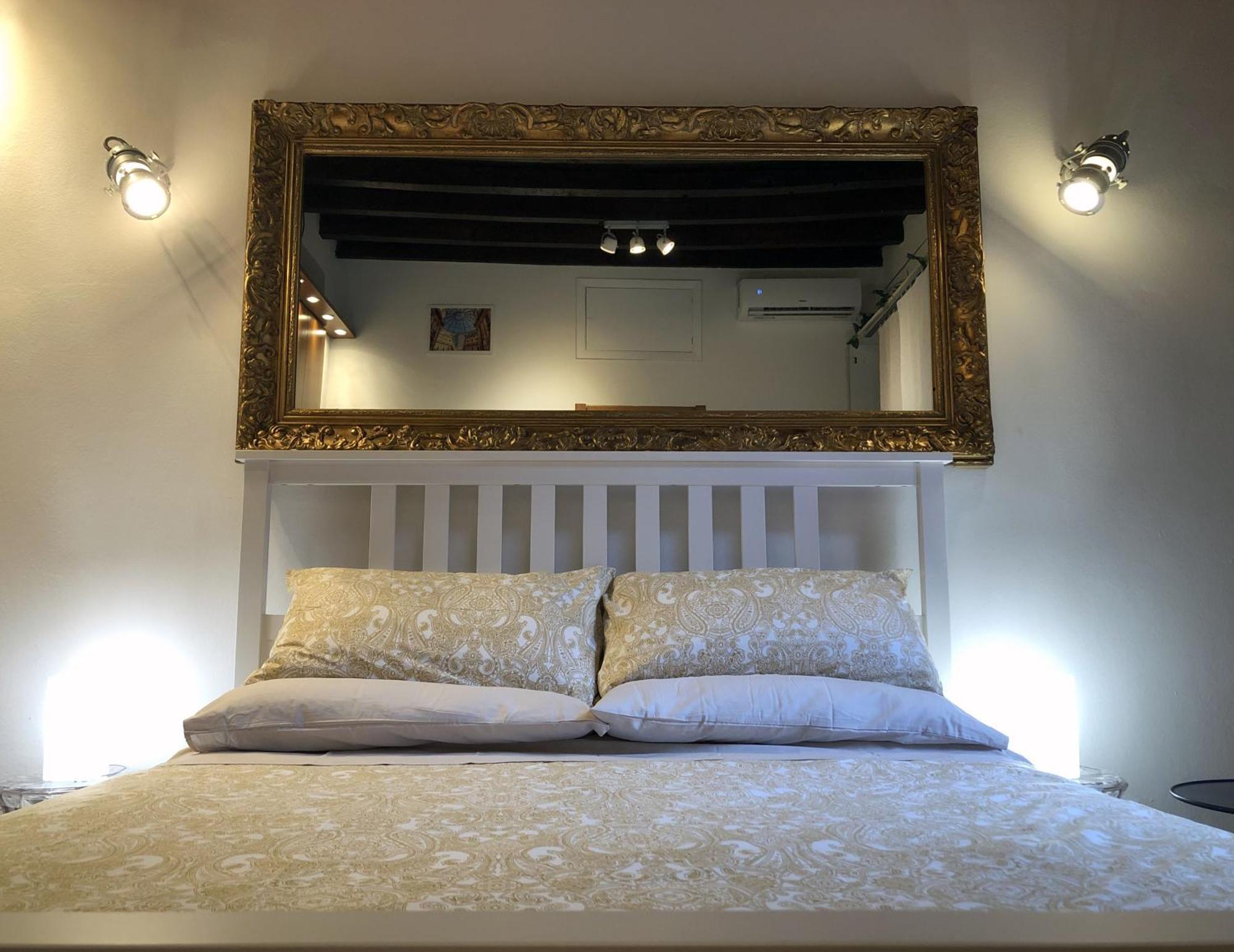 Brera Vip Spotlight - Brera - Duomo - Castello Sforzesco - Lanza Metro M2 Apartment Milan Bagian luar foto